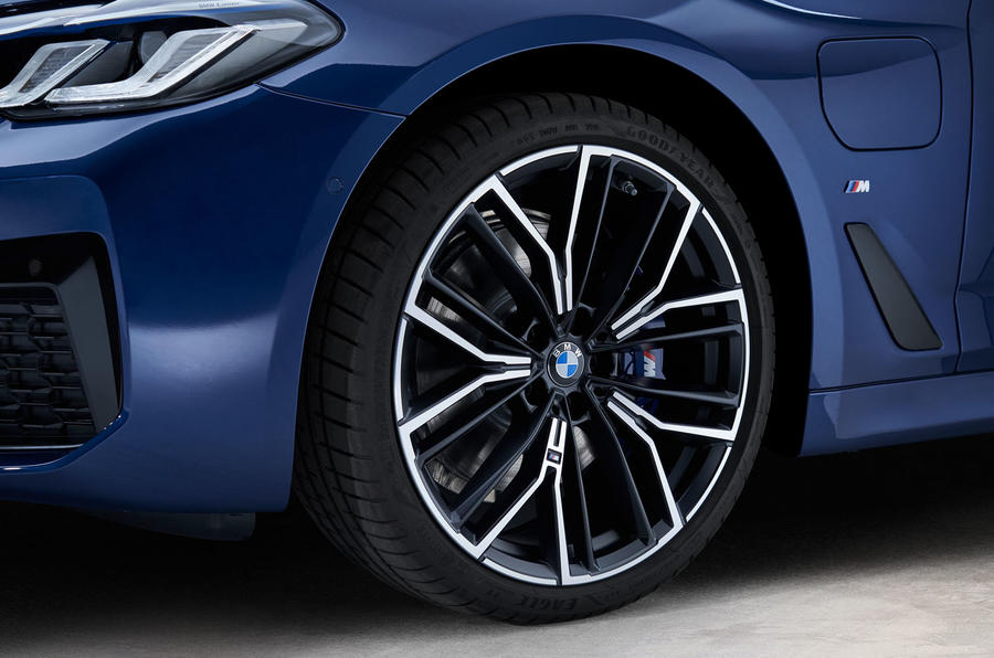 aria-label="89 bmw 540i 2020 facelift official alloy wheels"