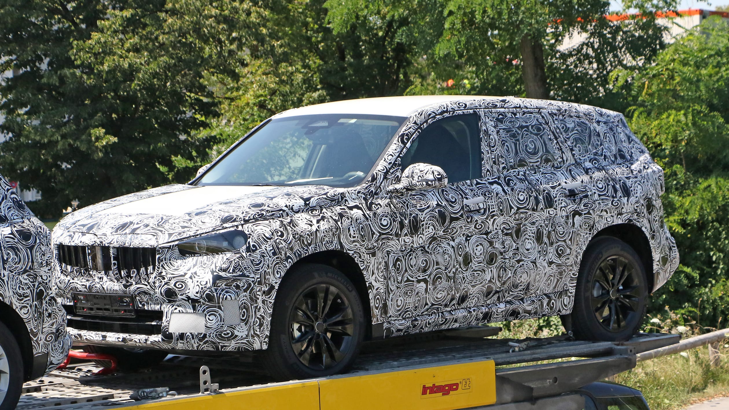 Next BMW X1 due in 2022 with imposing new look - Automotive Daily