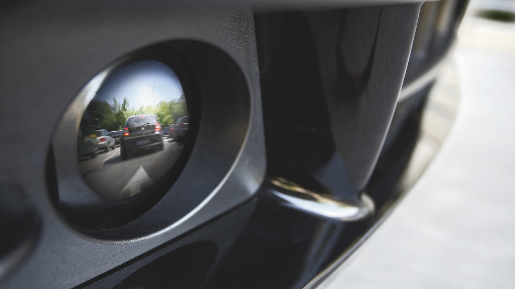 BMW road sensing radar