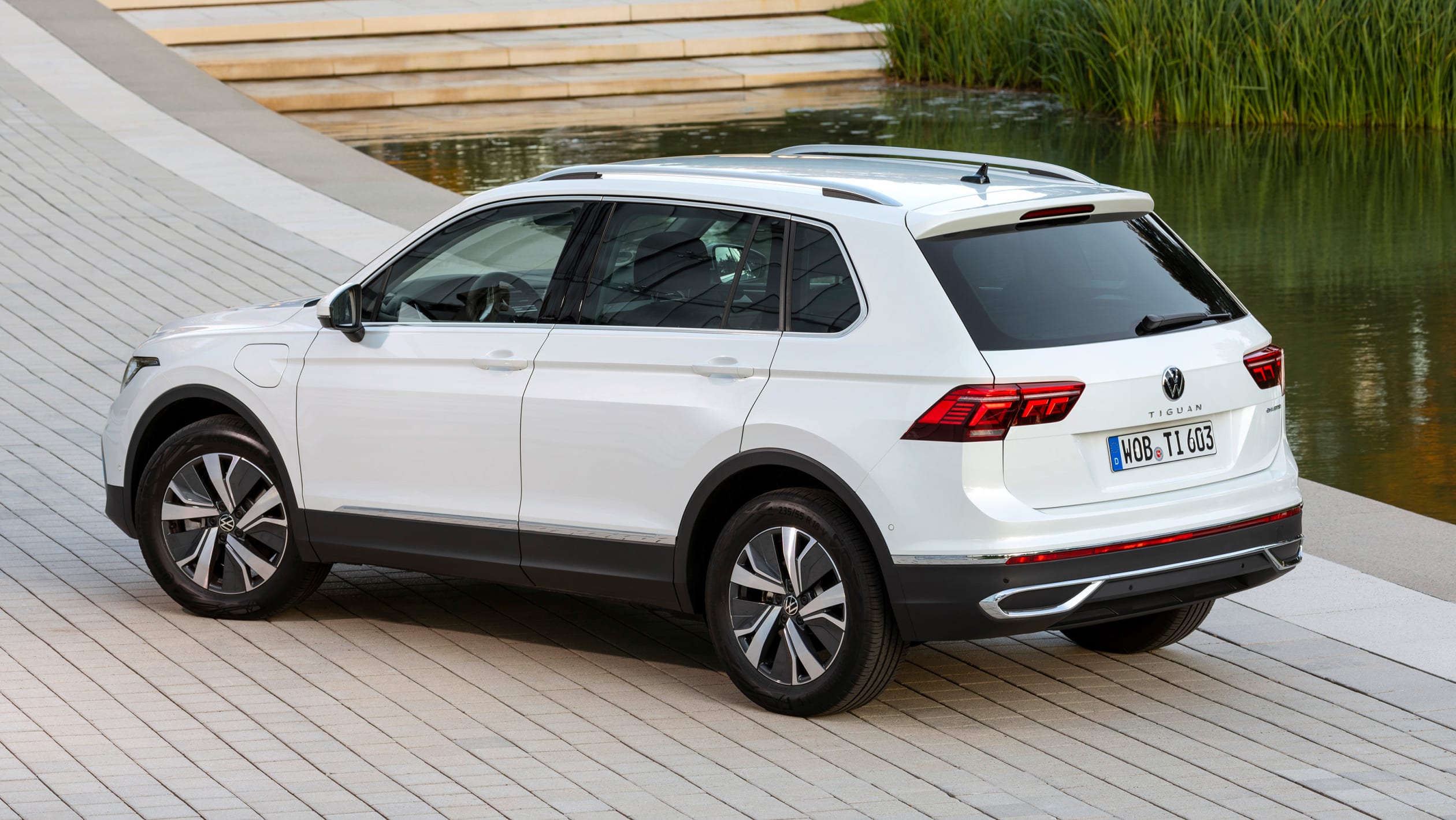 2021 Volkswagen Tiguan eHybrid review Automotive Daily