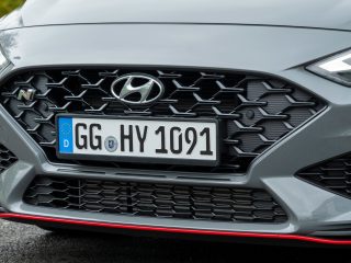 aria-label="Hyundai i30 N Fastback DCT 10"