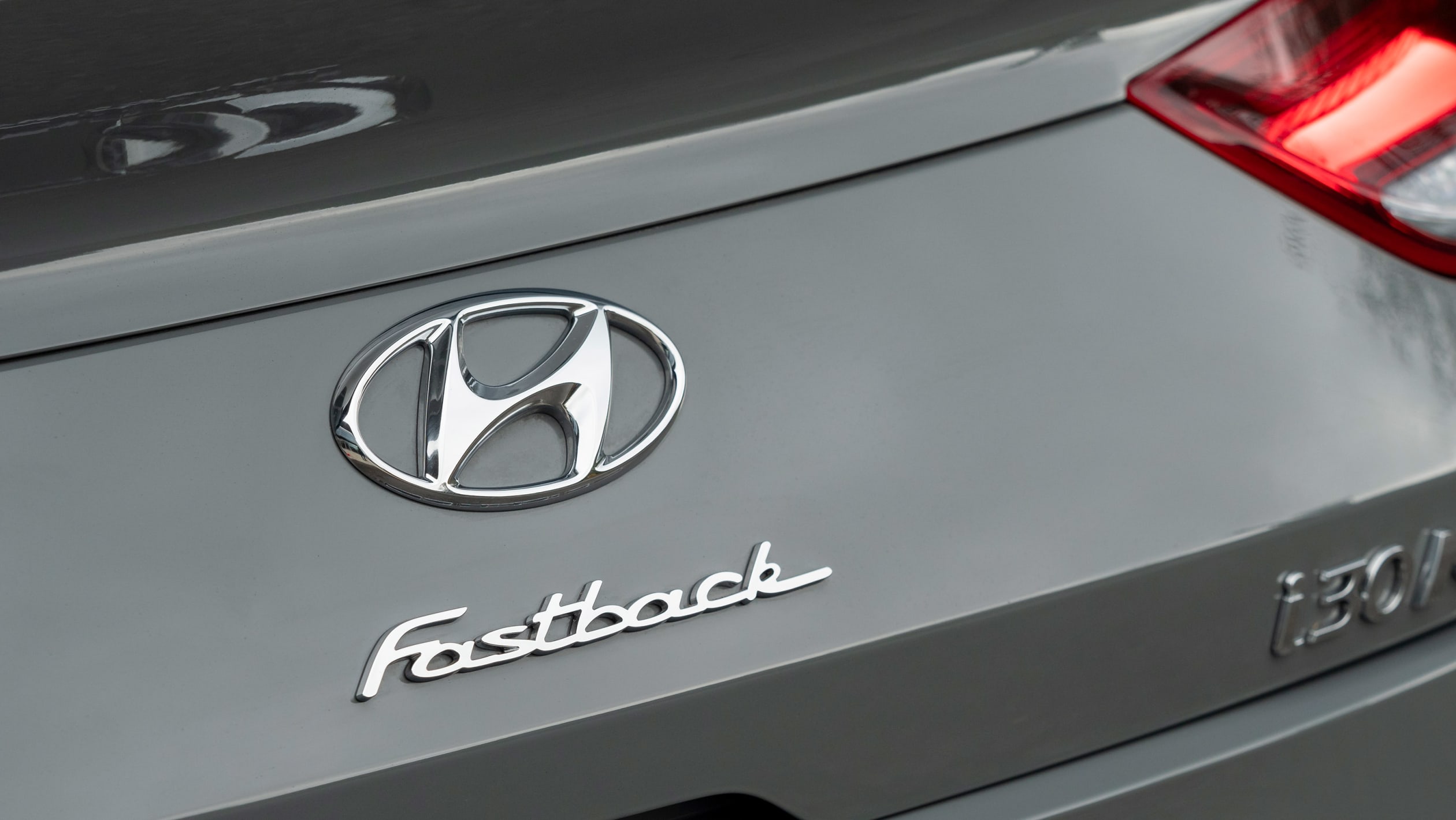 aria-label="Hyundai i30 N Fastback DCT 13"