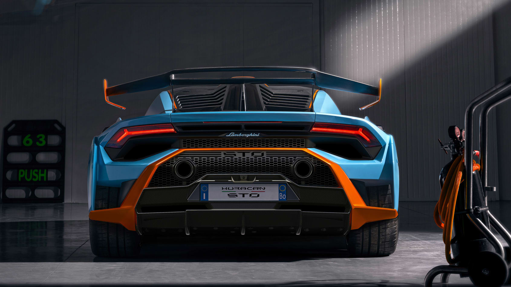 aria-label="Lamborghini Huracán STO 7"