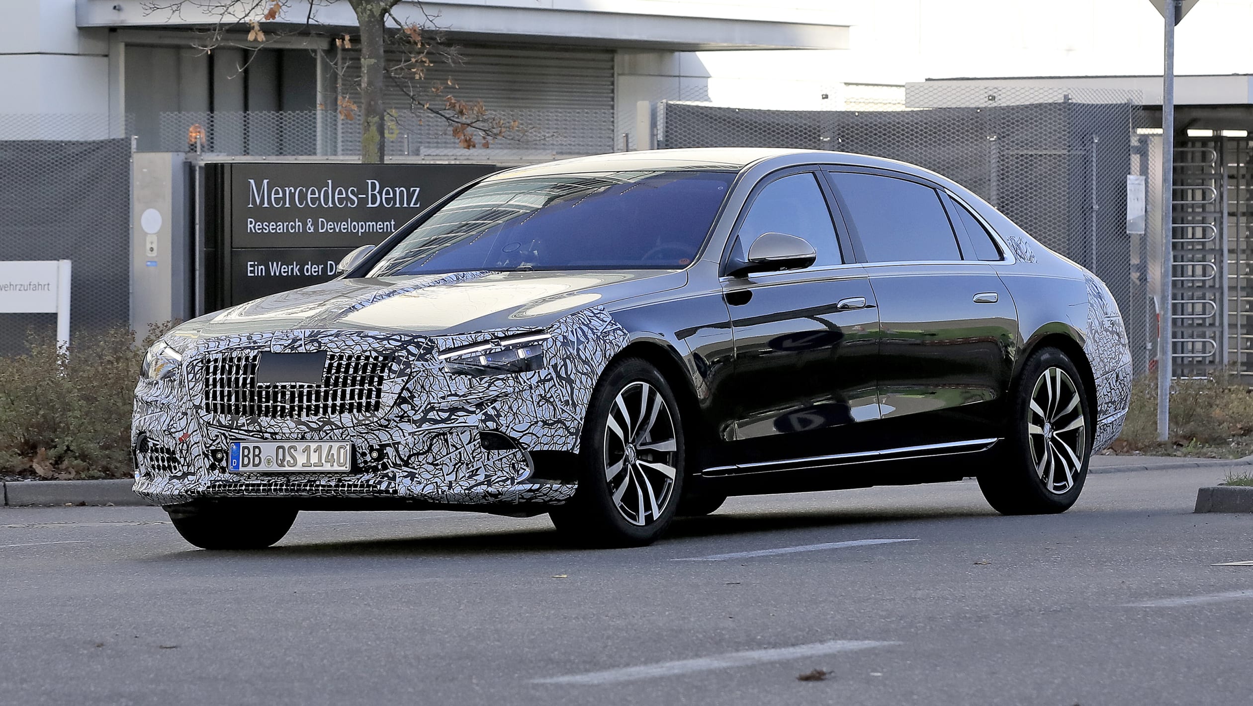 New 21 Mercedes Maybach S Class Spied Testing Automotive Daily