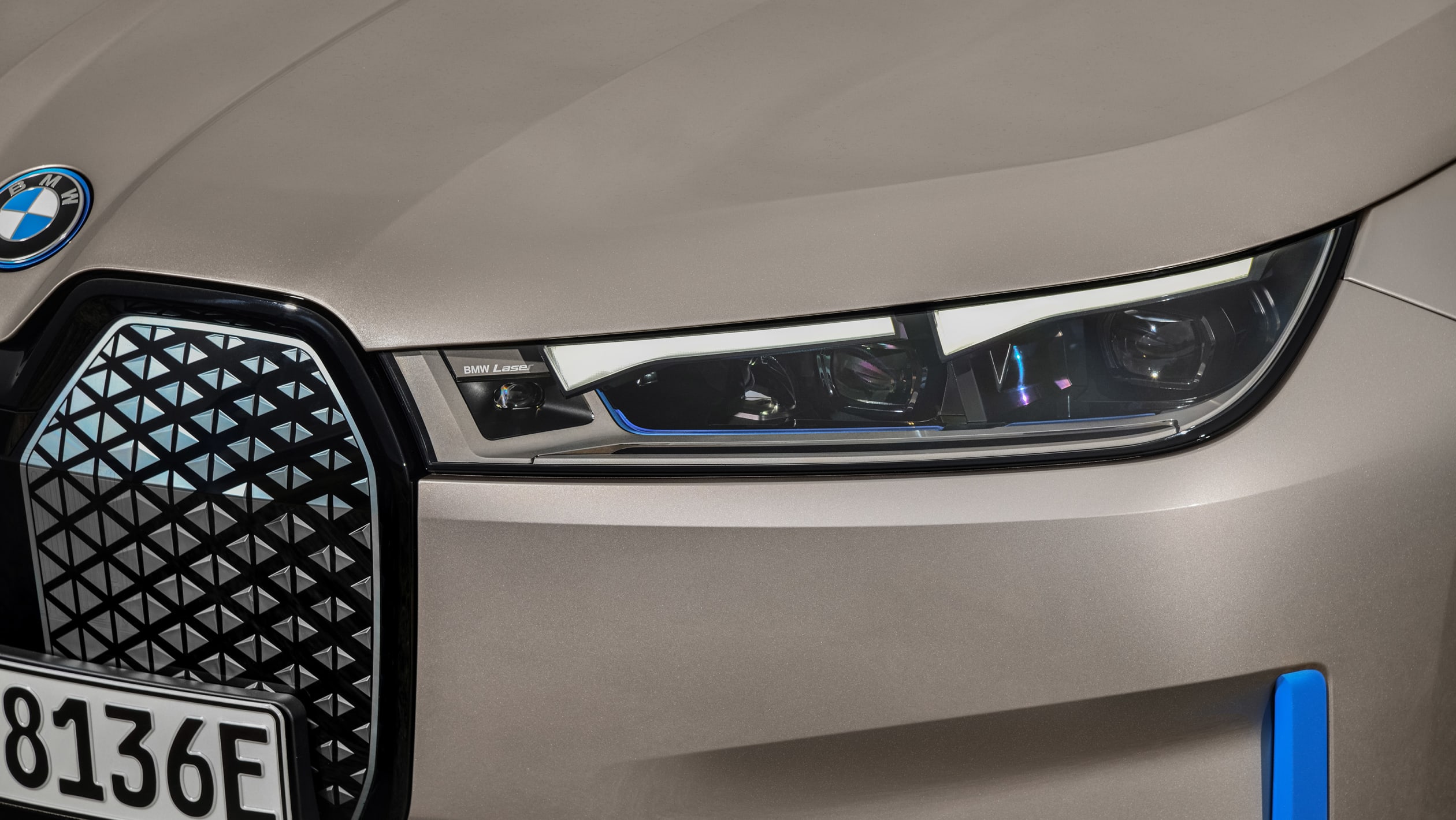 aria-label="New BMW iX electric SUV 2020 8"