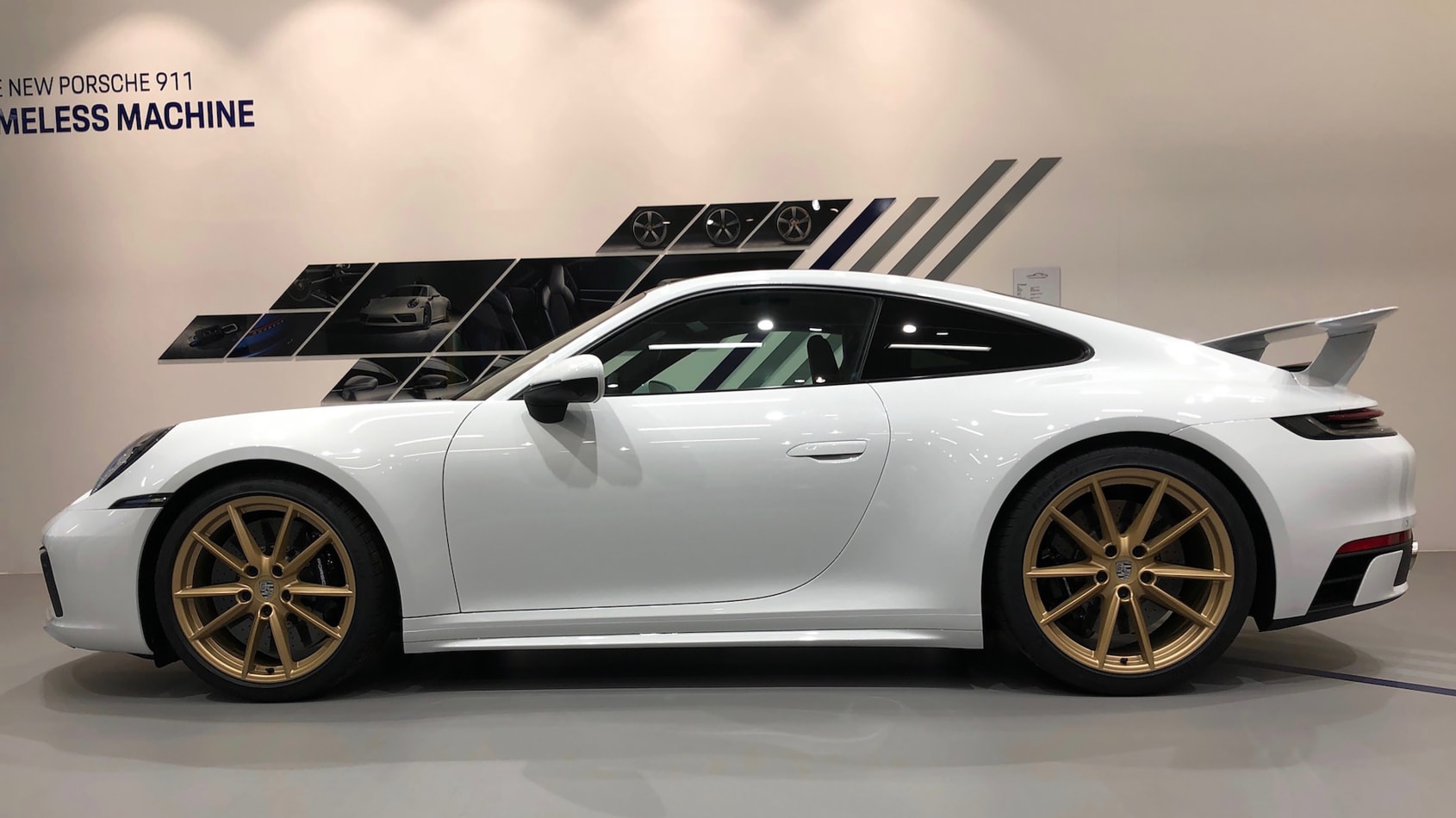 Porsche Exclusive Manufaktur 992 911 2