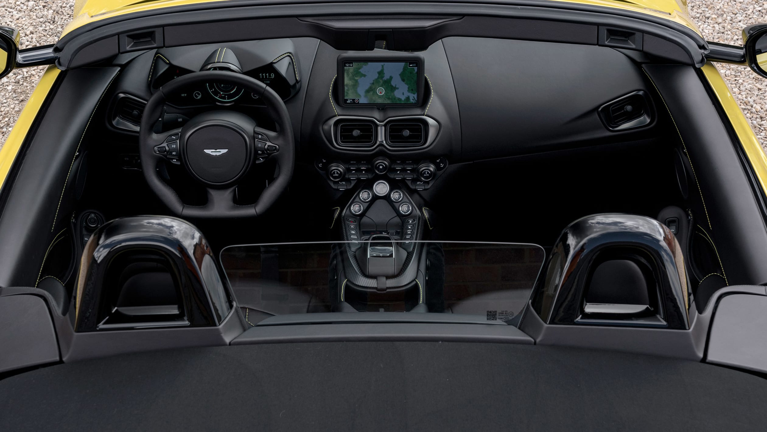 aria-label="New Aston Martin Vantage Roadster 2020 8"
