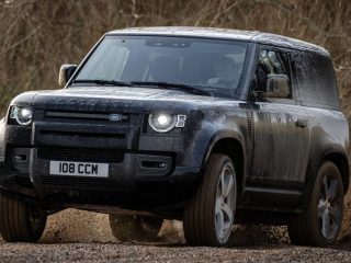 aria-label="Land Rover Defender V8 90 2021 4"