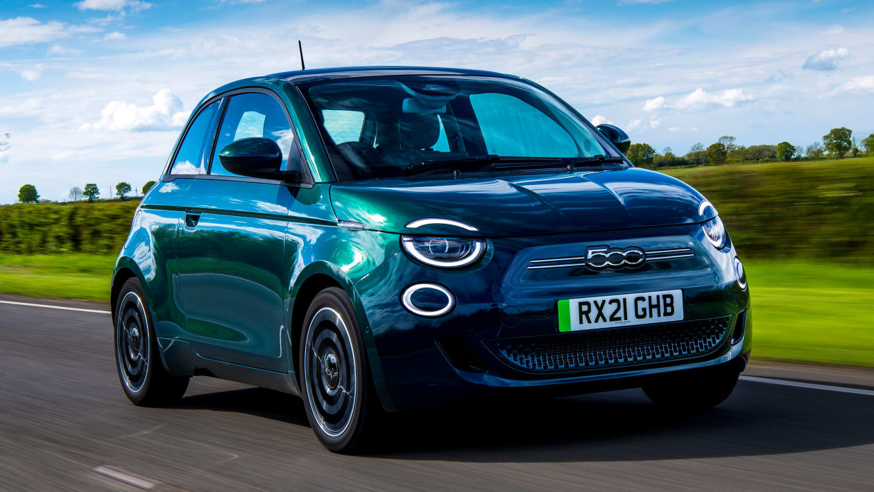 2021 Fiat 500 Electric Review - Automotive Daily
