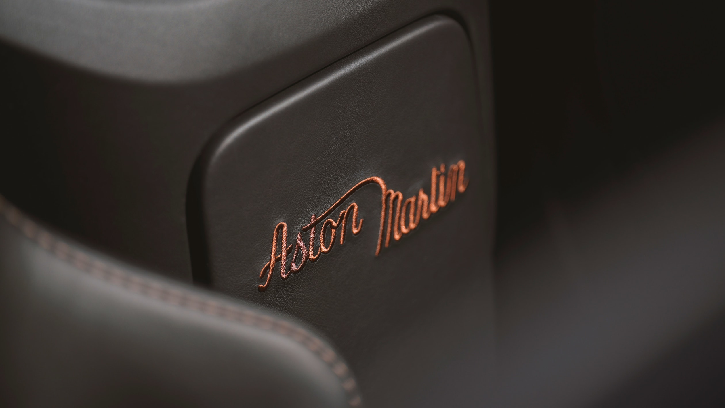 Aston Martin A3 Vantage Roadster 12