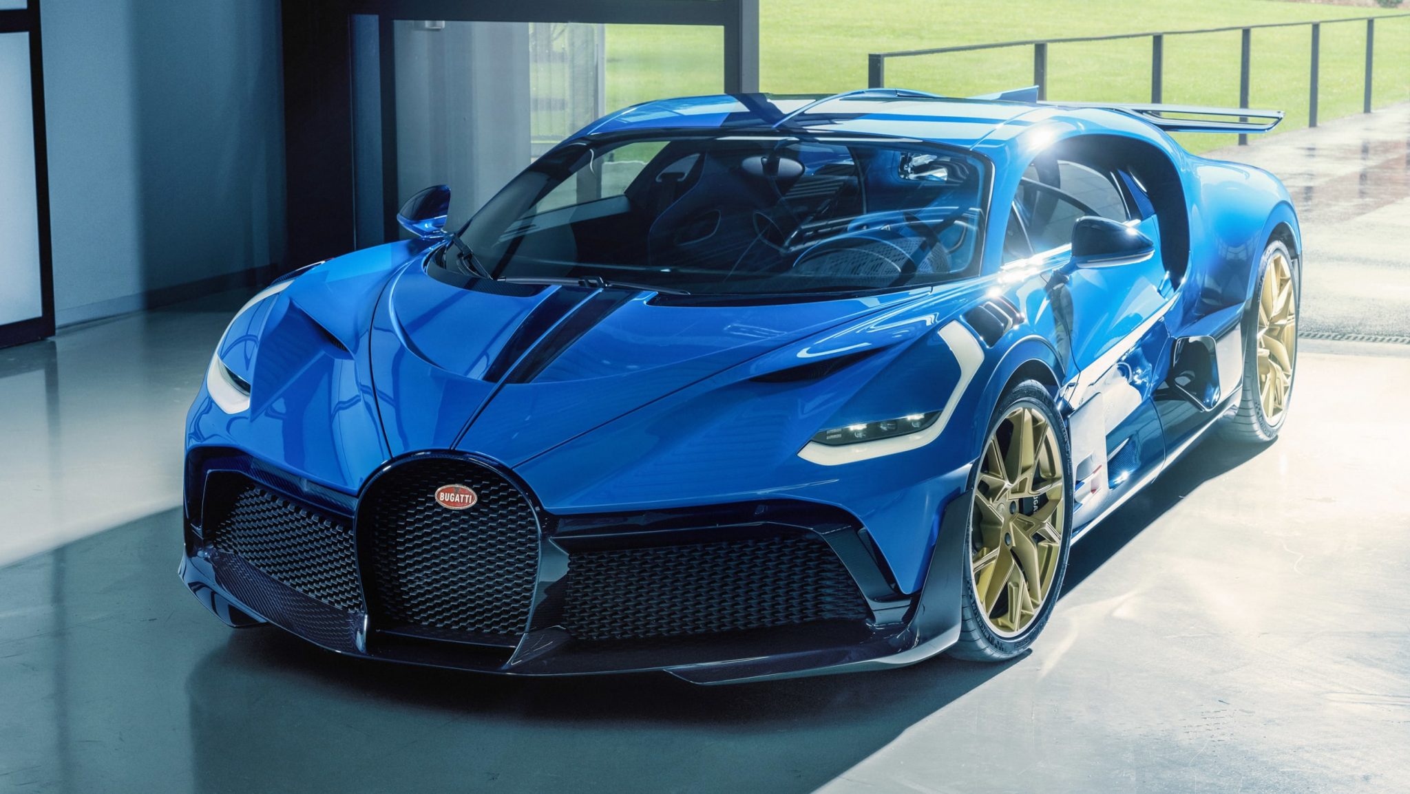 Final $8.2m Bugatti Divo hypercar hits the road - Automotive Daily