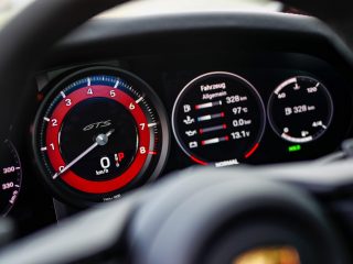 2021 Porsche 911 GTS 8