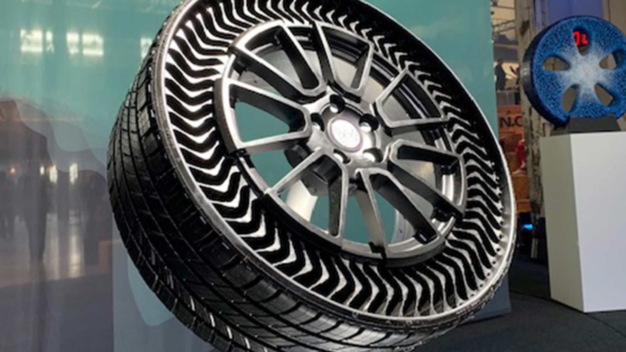 New airless tyres blow in ahead of 2024 launch - Automotive Daily