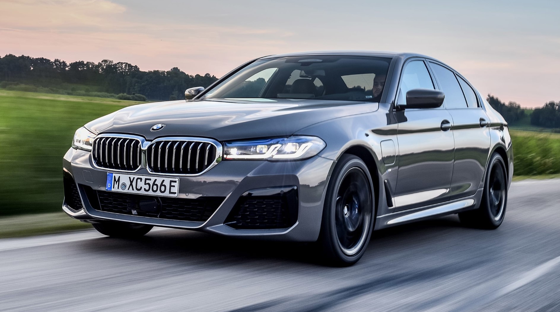 BMW 545e xdrive review 4