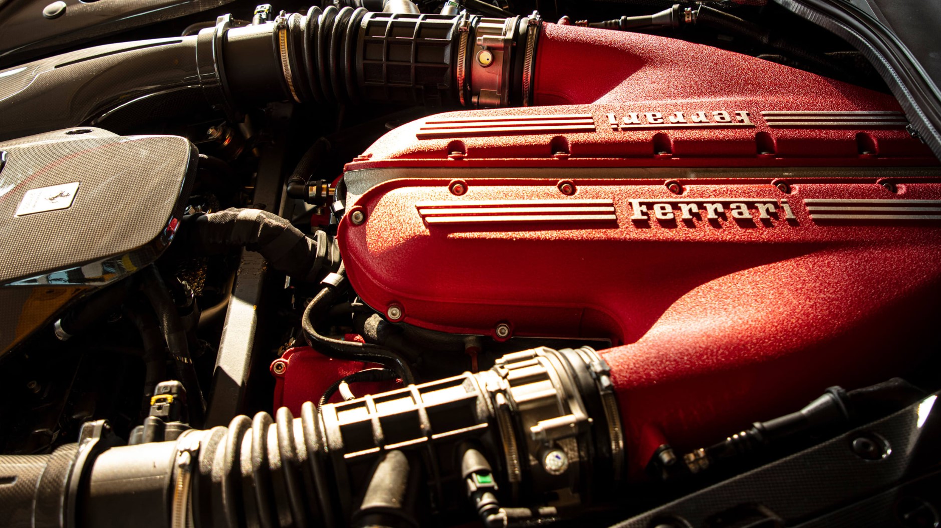 Ferrari 812 Competizione review 17