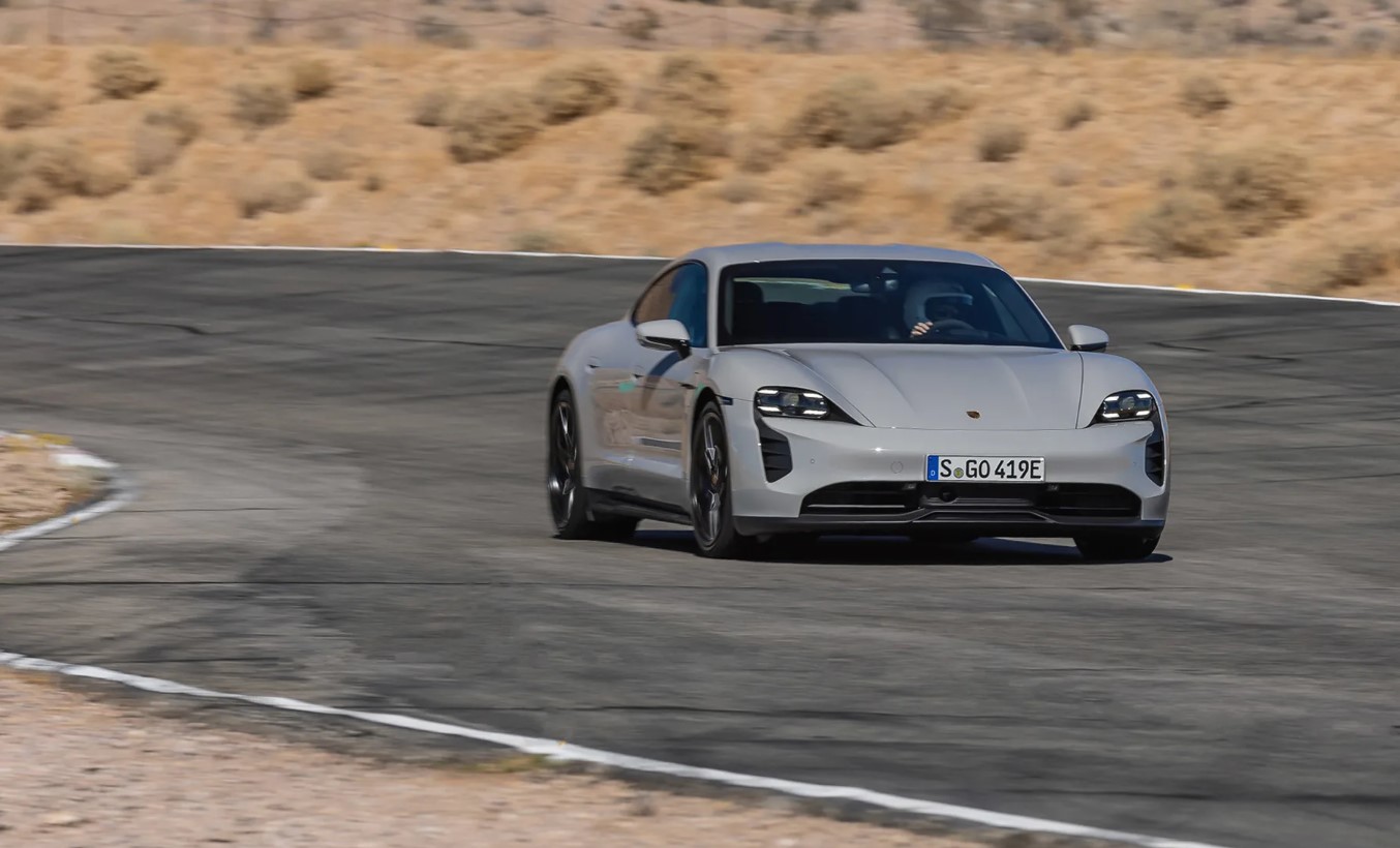 2022 Porsche Taycan GTS Review 7