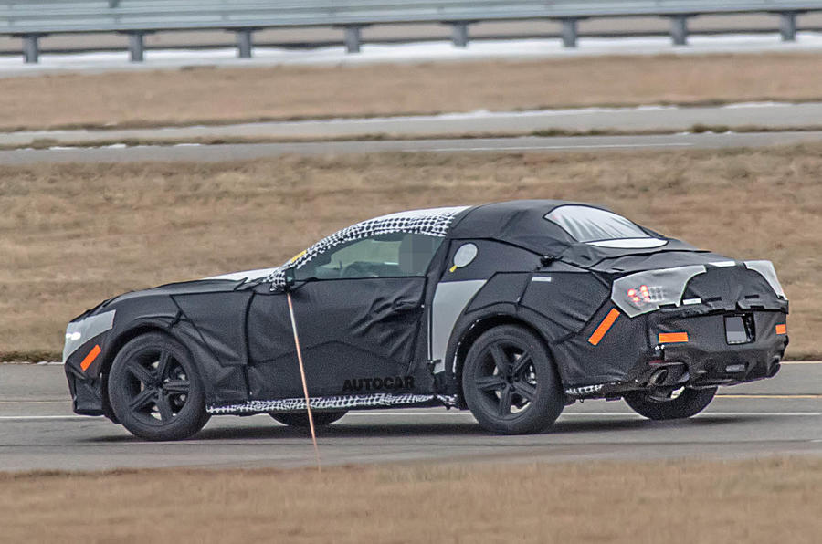 2023 ford mustang spy pics 1