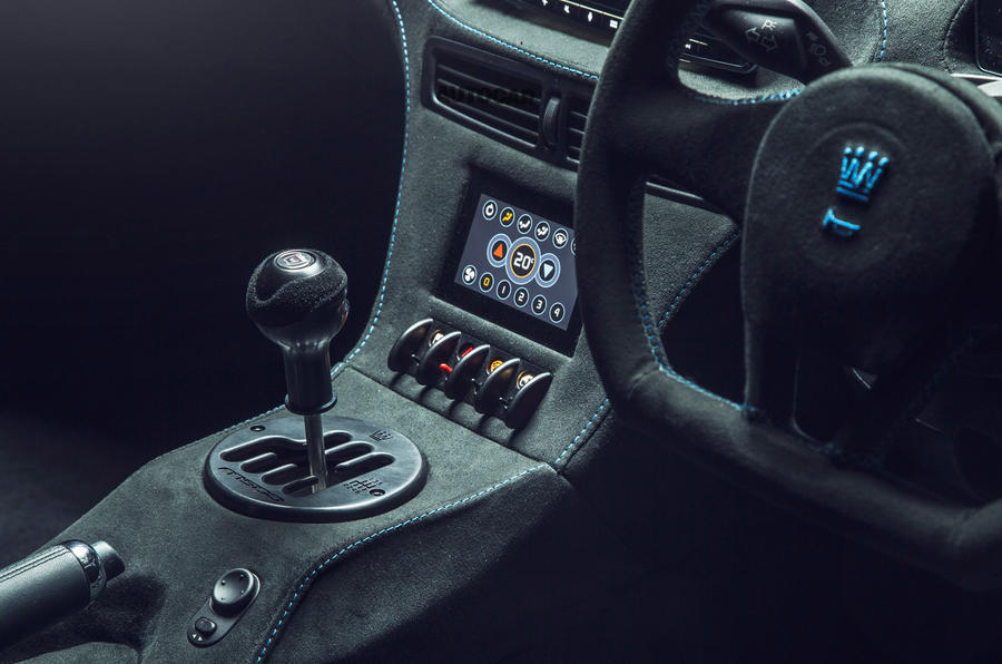 87 noble m500 reveal 2022 gearstick
