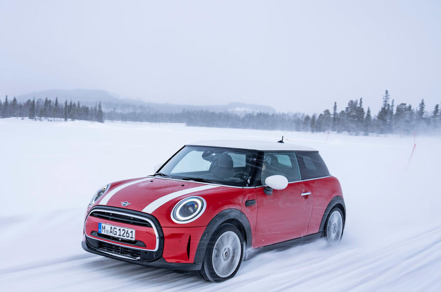 88 every mini generation on ice 2022 feature f56 front