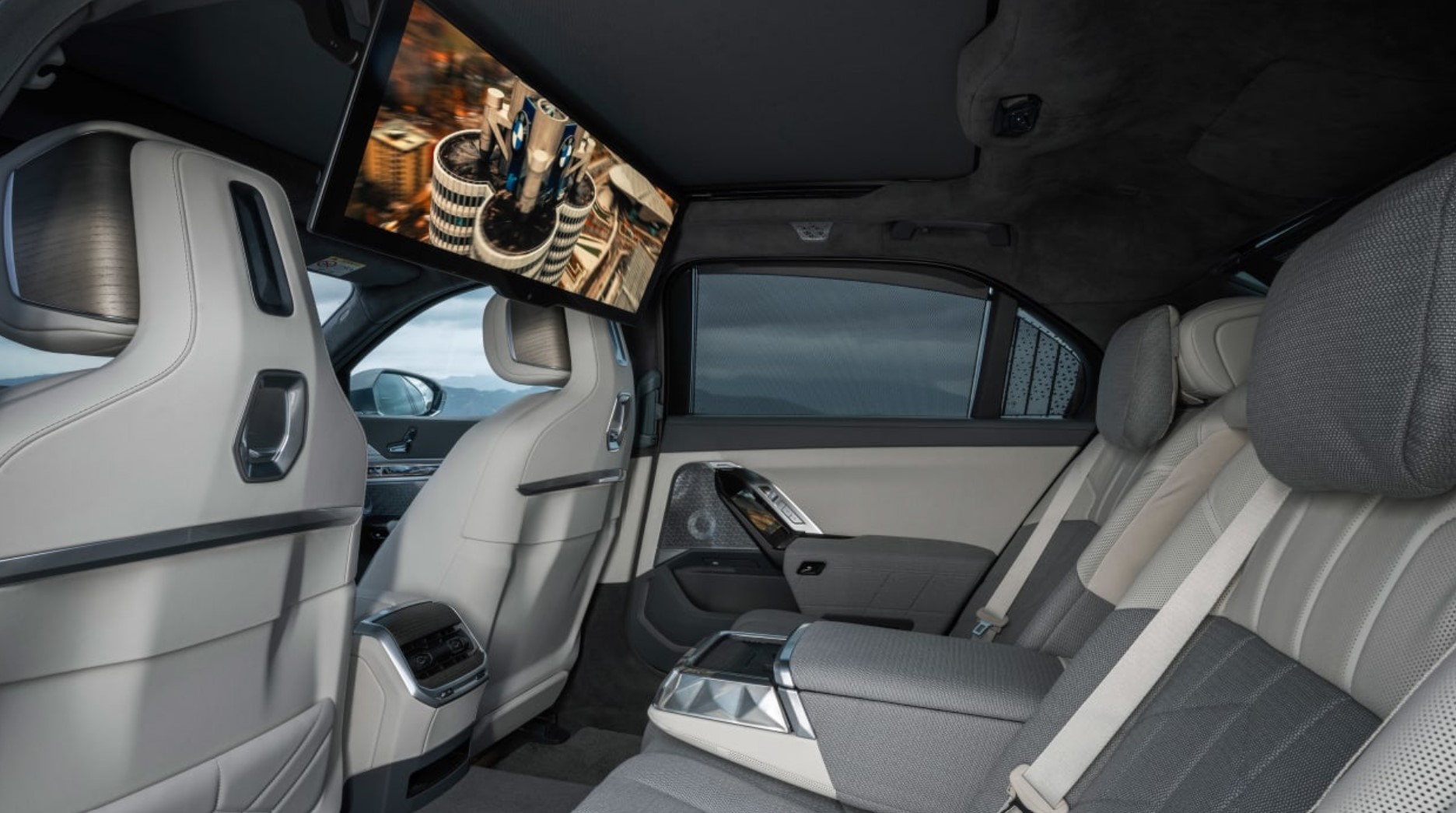 2022 BMW 7 series i7 interior 1