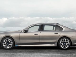 2022 BMW i7 7 Series 7