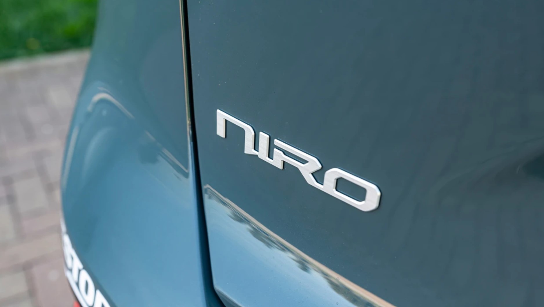 2022 Kia Niro Hybrid prototype review 3