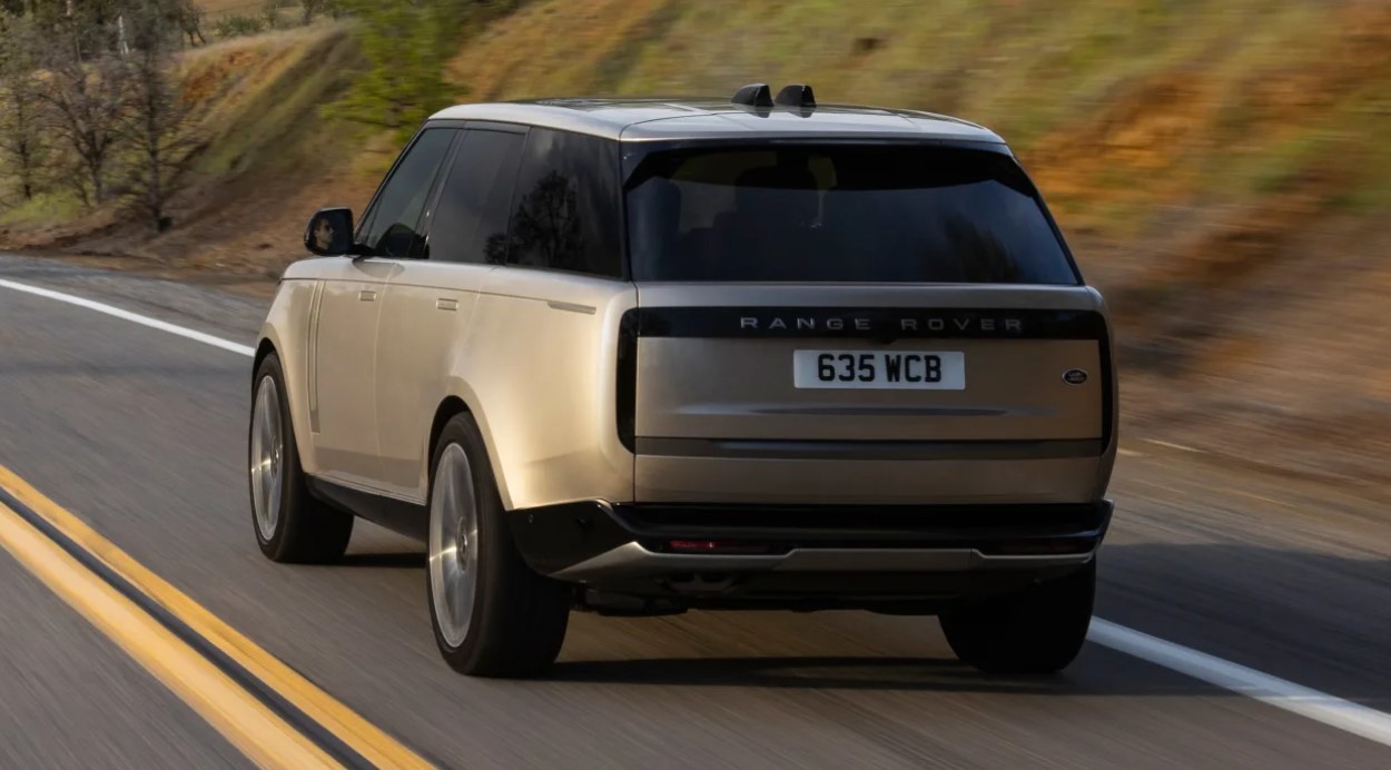 2022 Range Rover Review 3