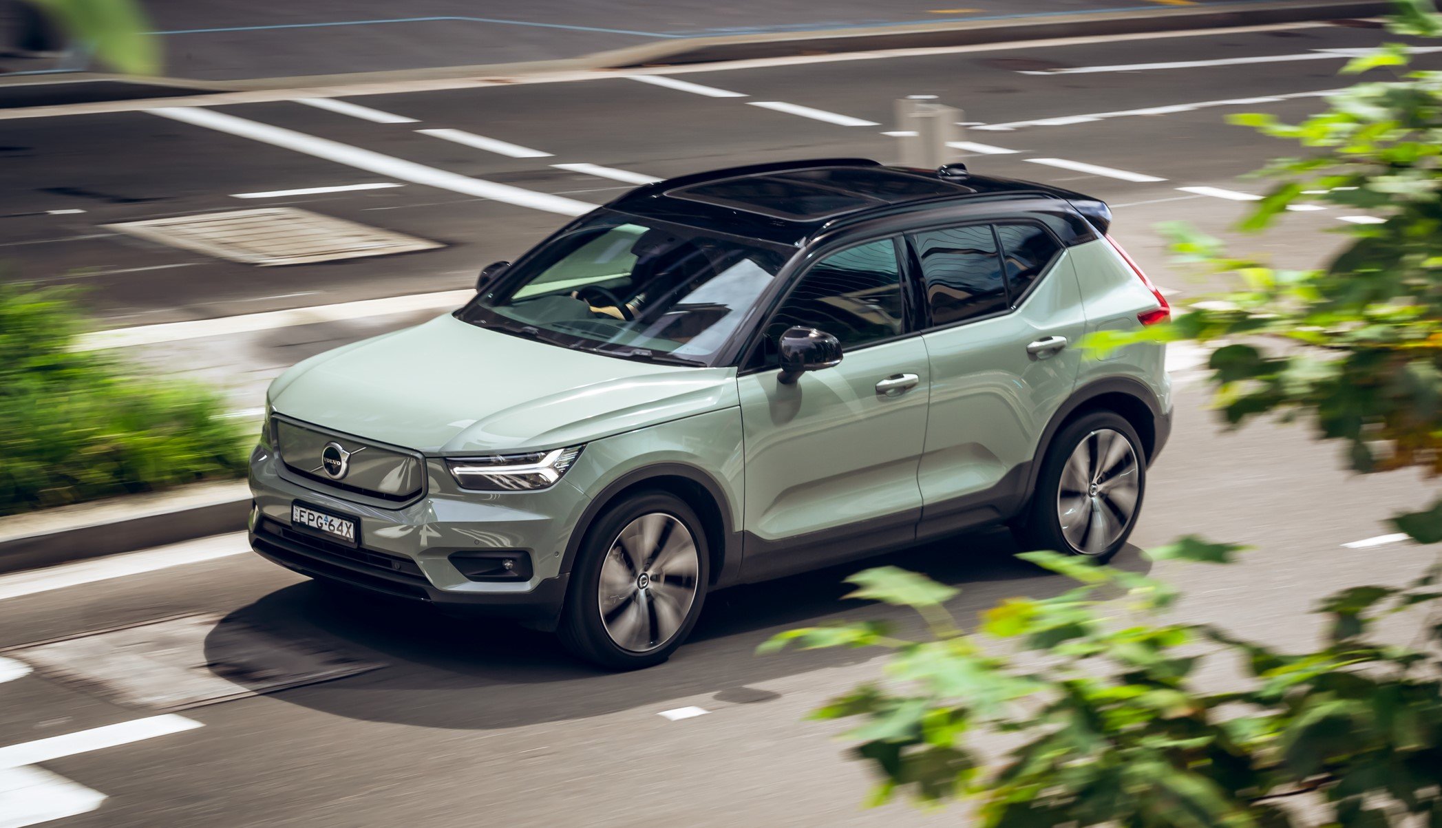 2023 Volvo XC40 Recharge Twin Pure Electric Prices, Reviews, And ...