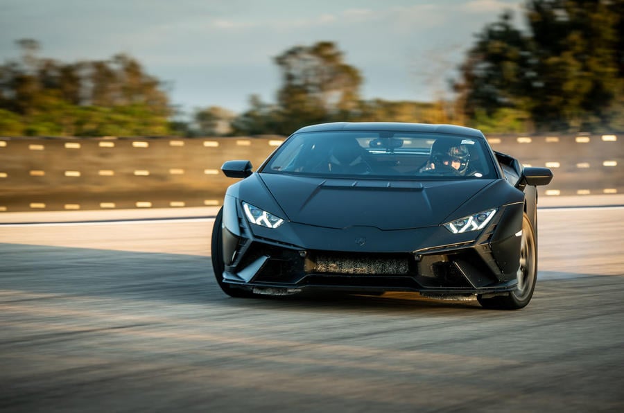 Lamborghini Huracan Tecnica prototype review 3