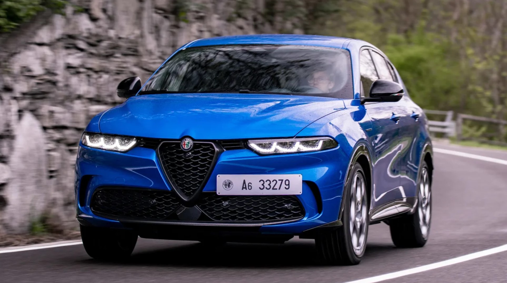 2022 Alfa Romeo Tonale Review - Automotive Daily