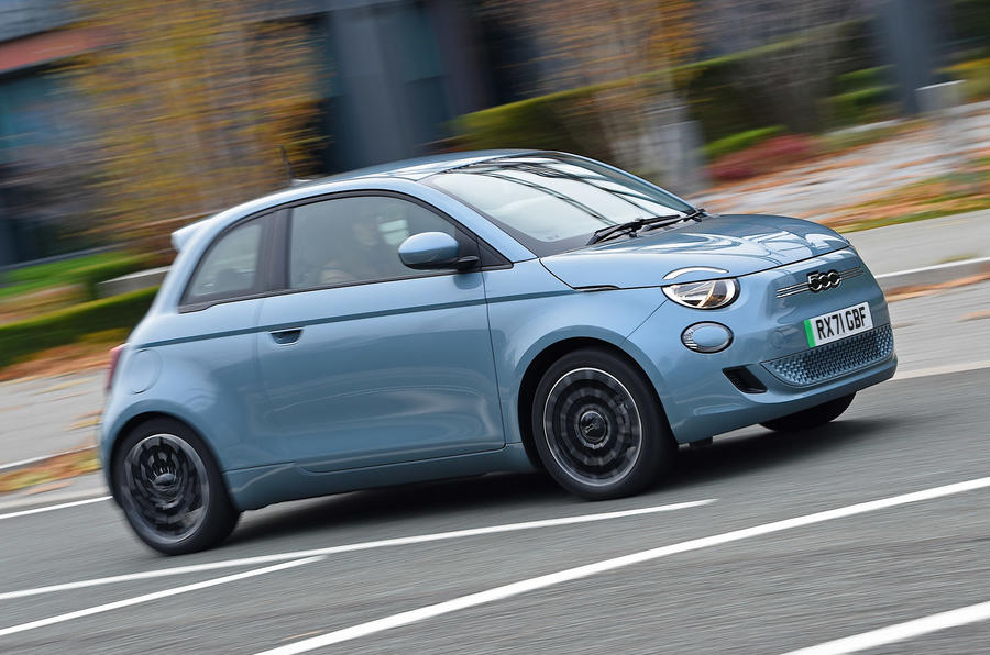 aria-label="1 fiat 500 electric 2022 road test review lead"