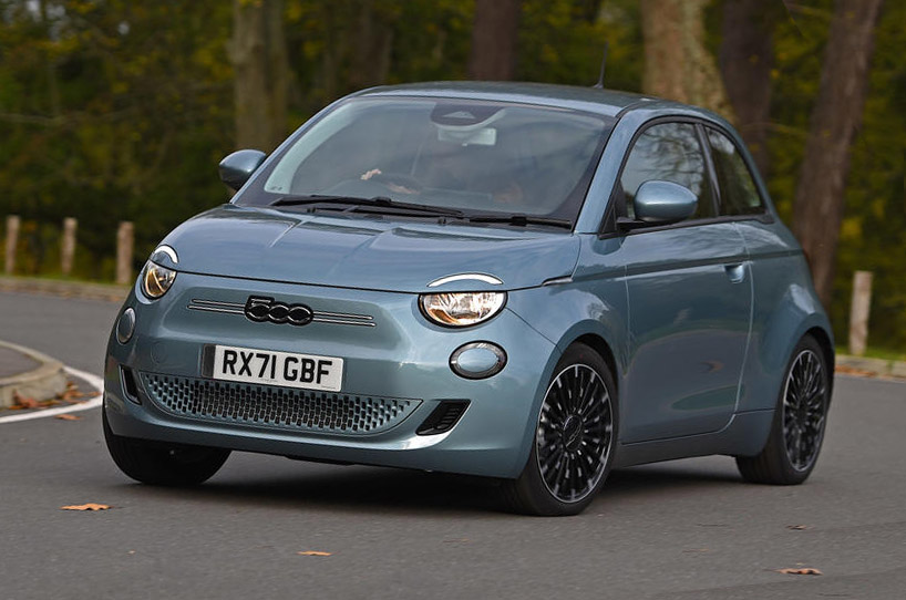 aria-label="22 fiat 500 electric 2022 road test review cornering front"