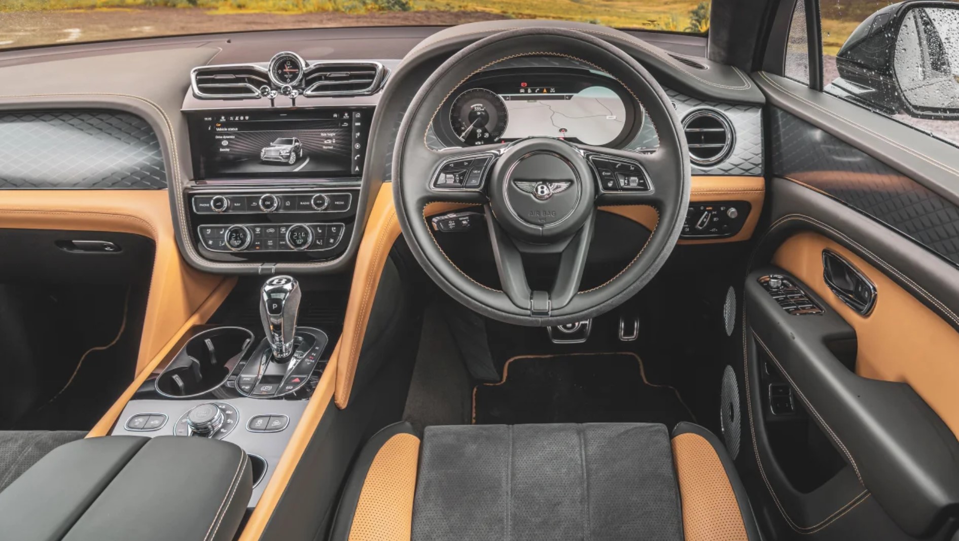 Range Rover Bentley Bentayga comparison 2022 7