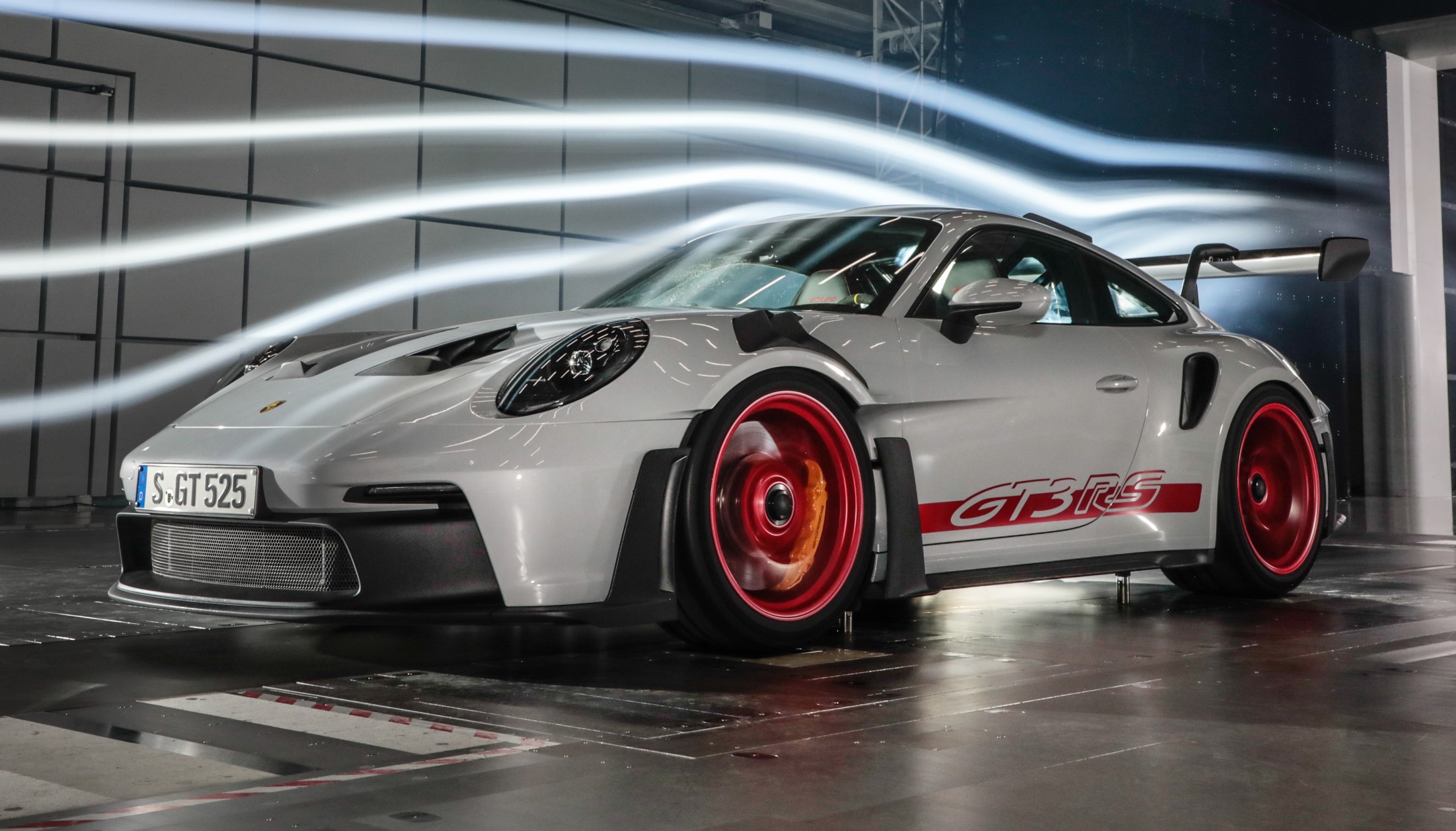 aria-label="Porsche 911 GT3 RS white and red 2"