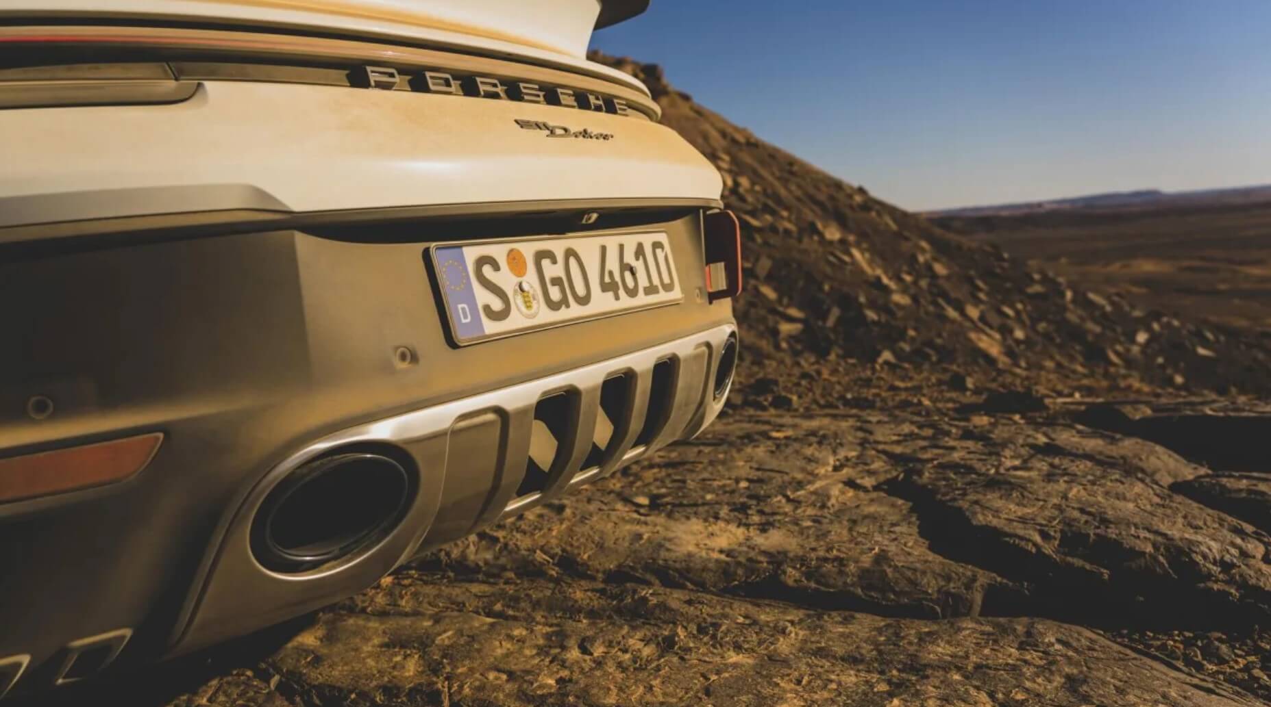 aria-label="2023 Porsche 911 Dakar 2"
