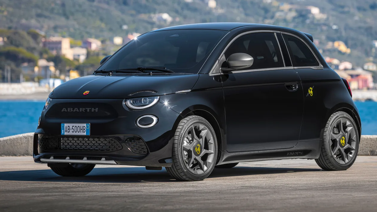 2023 Abarth 500e Electric Hot Hatch Range Detailed - Automotive Daily