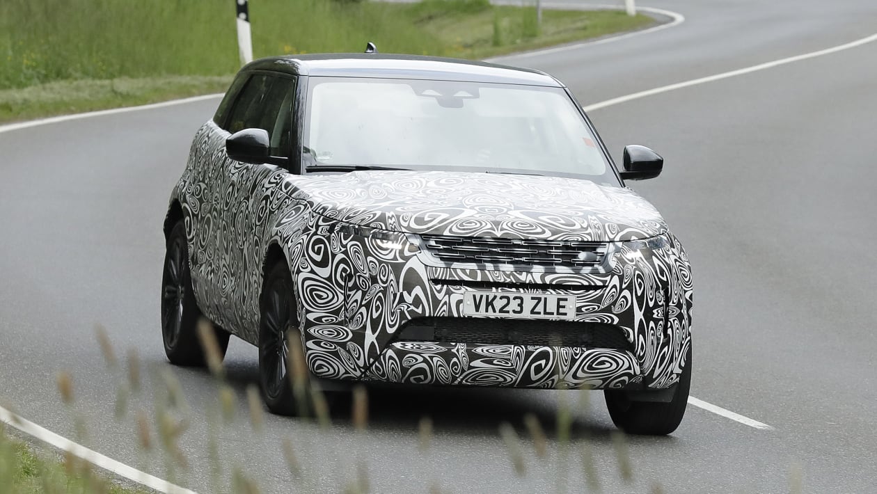 Land Rover Range Rover Evoque Facelift Spied Testing For First Time